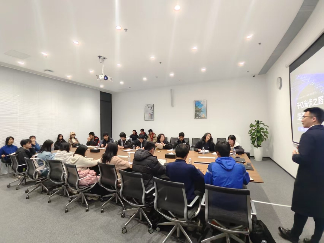 ce349502312190efad1cabfebf822fe9