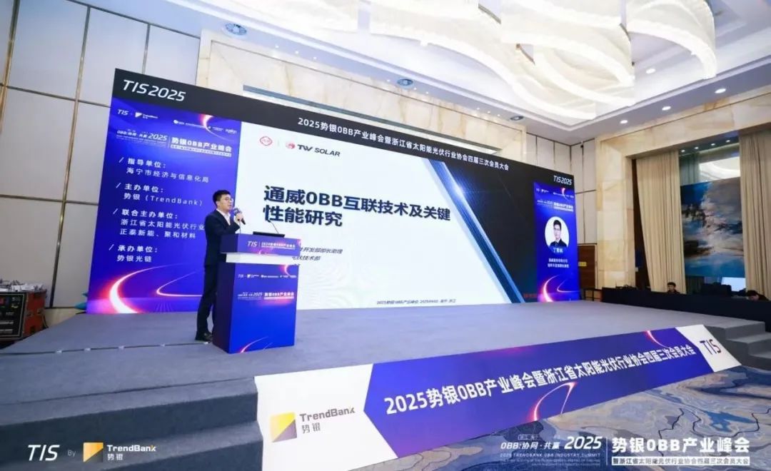 c903d845a2b2a4090df42ec56d41c459