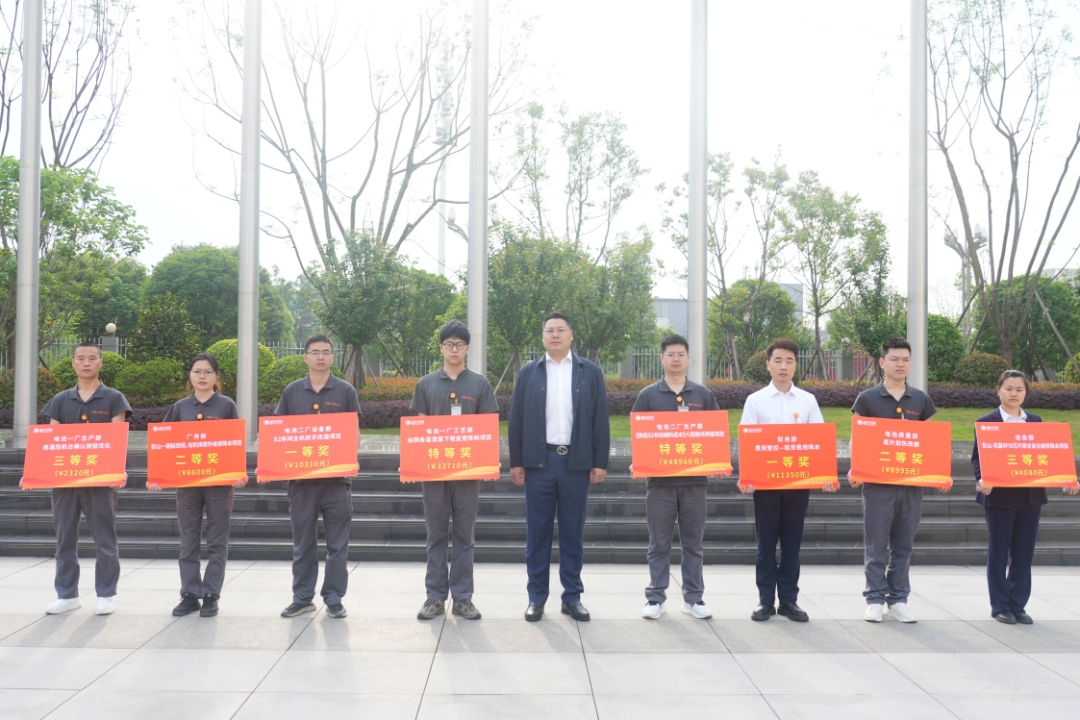 1d31a8704064f3acd1137e7c6a942ea7