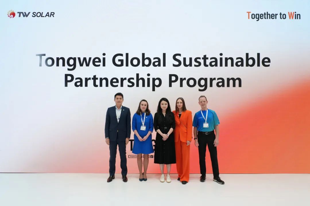 4c6d29ddb95a5170a72f1058f1ce8ed8