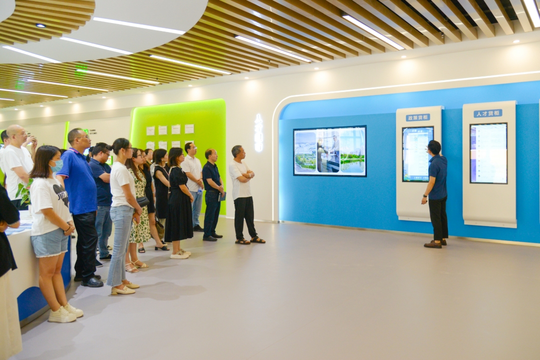 2eda4d3044413051837a64b41802918d