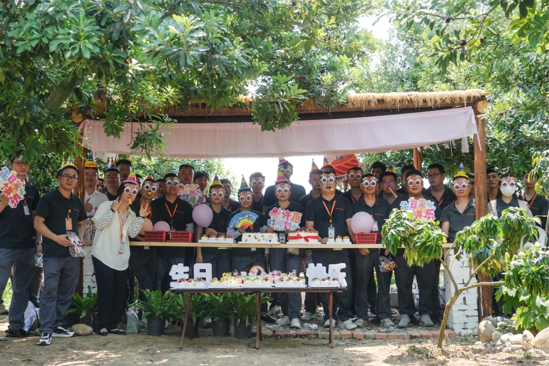 89dbcfa67be649f8d783102c950aadc8