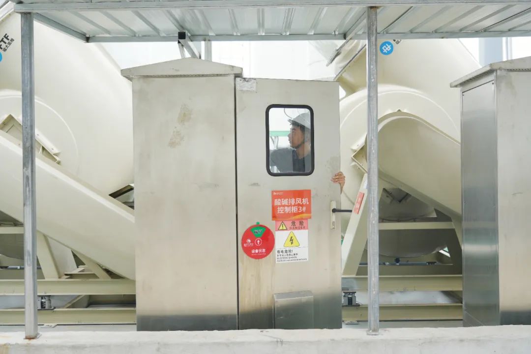 b5661fdc13e74df27876e2604c3361fb