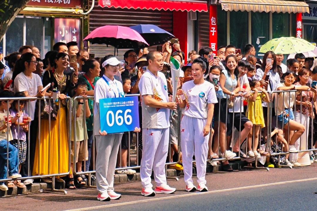 6a234335a8e324d29cea41ee0a2c84cc