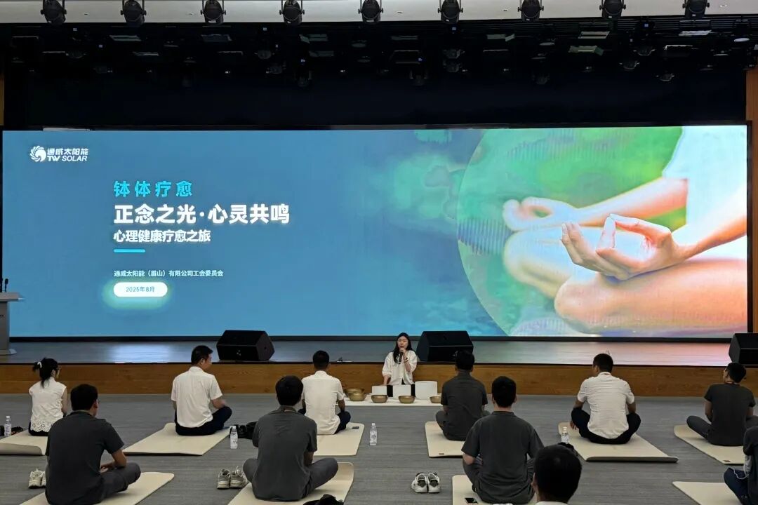 2bcc0ebb19c951cc2a3718a614e90e9b