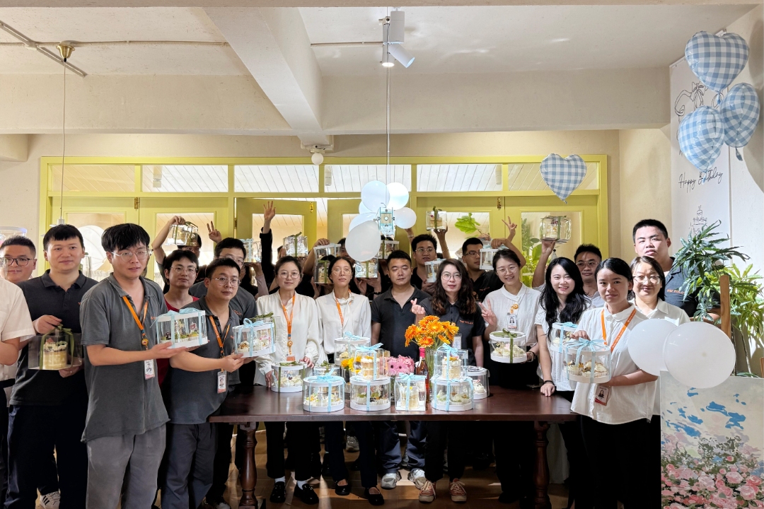 c2fbfbe3ded826c13adb2511ee479595