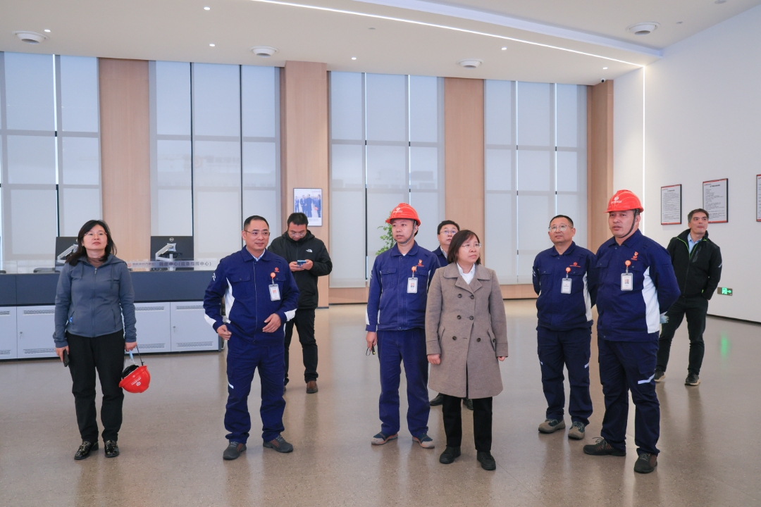 fb72e5d729d0b1e15e8e5d8dd1a02328