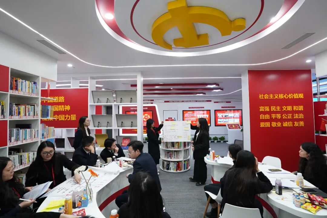 e264df1a32294e0da380efb87965a76c