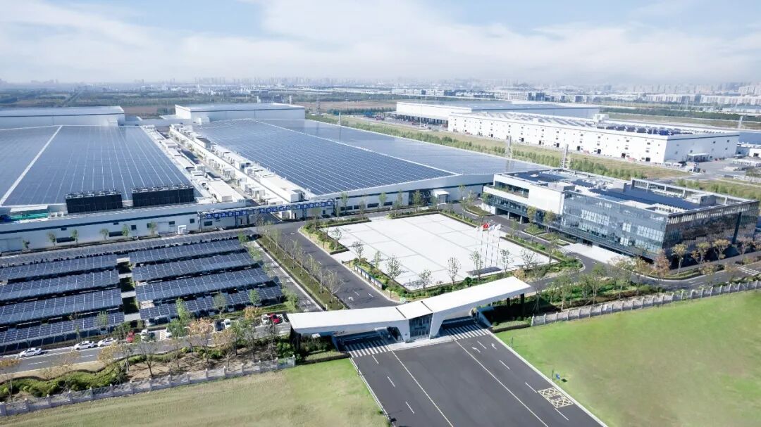 90f38339bb417f46e6cd450931f7a873