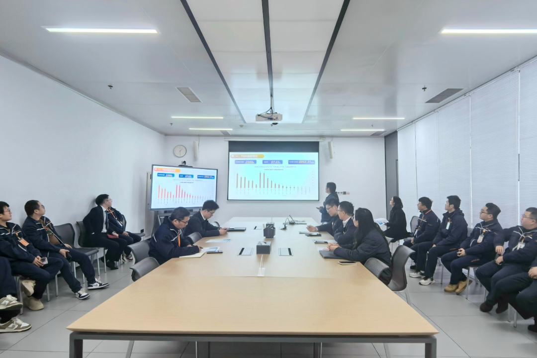 53f7eec2472bad11c741c878f9b9096f