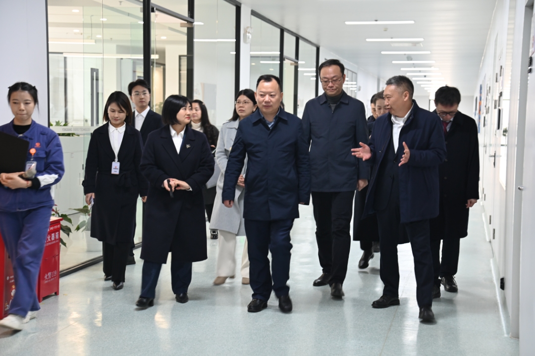 fbf9d9bc29931ae20f9c325a1c09a148