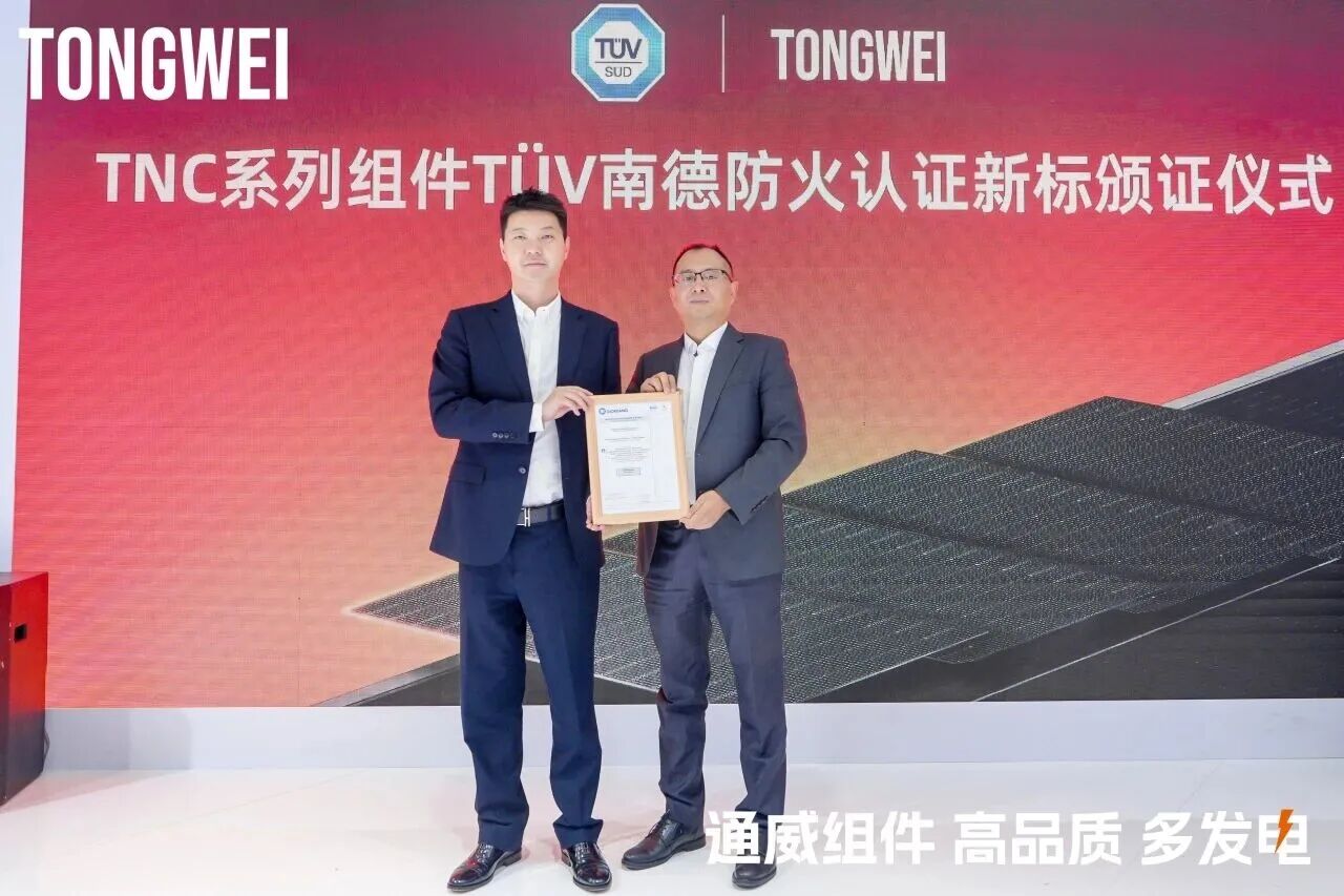 fb27c1576e3241339d1d4fd69b6f708e